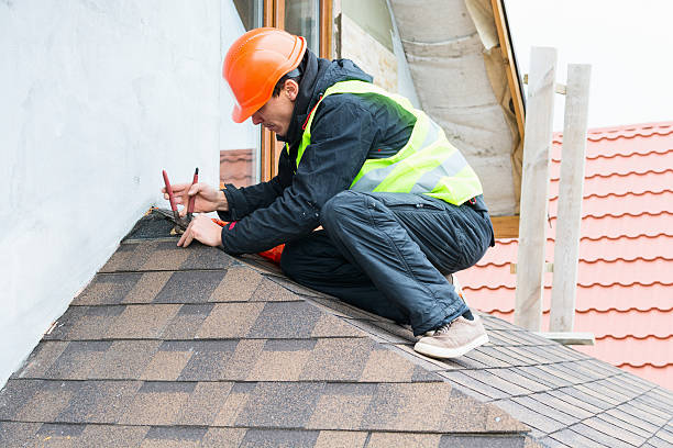 Roof Gutter Cleaning in Saddle Rock, NY